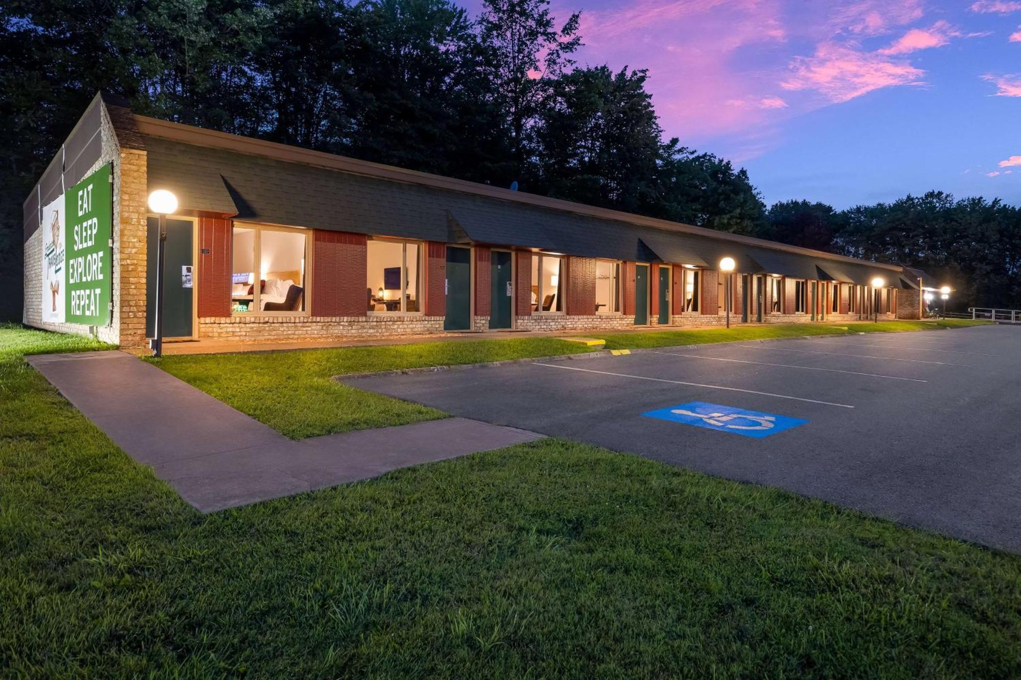 Travelodge By Wyndham Emlenton Dış mekan fotoğraf