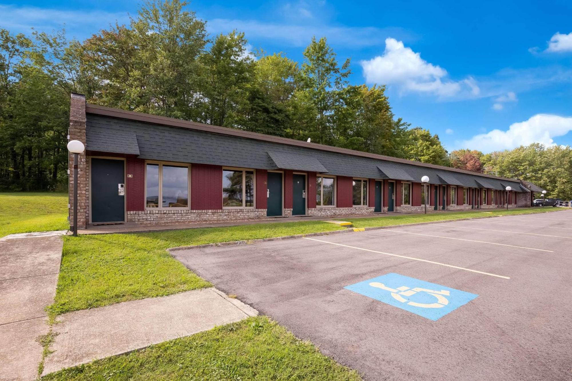 Travelodge By Wyndham Emlenton Dış mekan fotoğraf
